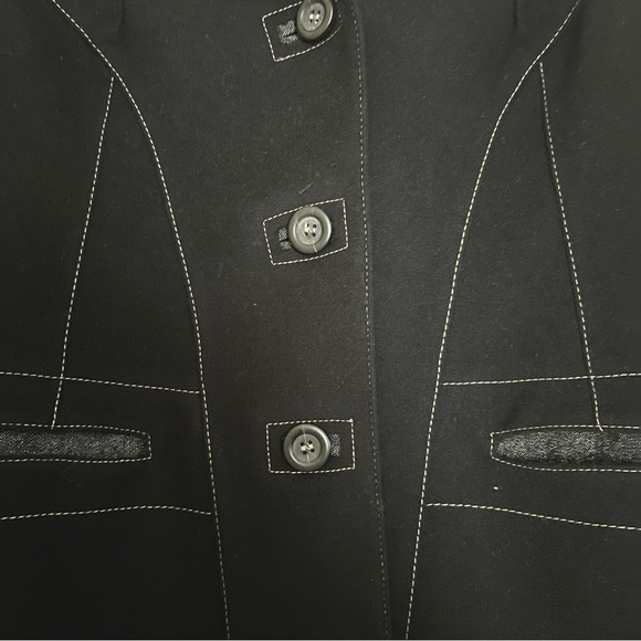 Unique Wool Jacket - Picture 3 of 5